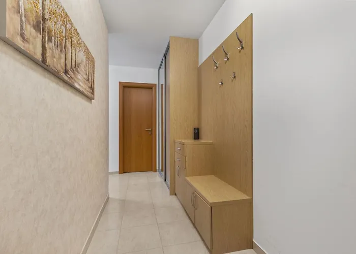 Lam Eden Park W Free Parking *