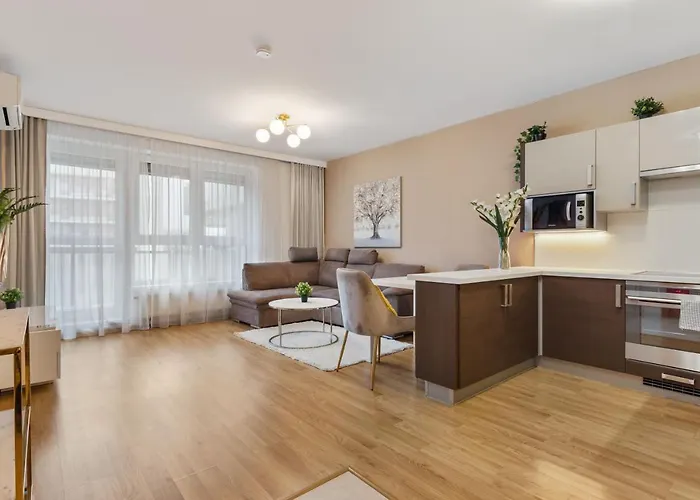 Lam Eden Park W Free Parking