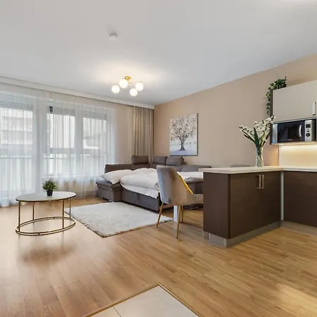 Lam Eden Park W Free Parking ブラチスラヴァ