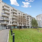 Lam Eden Park W Free Parking Апартаменти