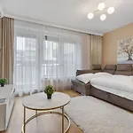 Lam Eden Park W Free Parking Апартаменти *